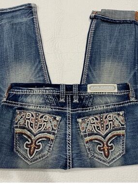 Rock Revival Nury Easy Crop jeans Size 32